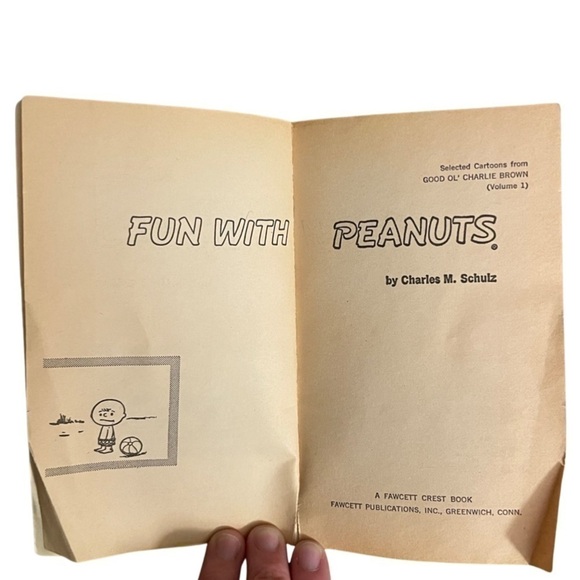Fun With Peanuts Copyright 1957 by Charles M. Schulz - Picture 4 of 11